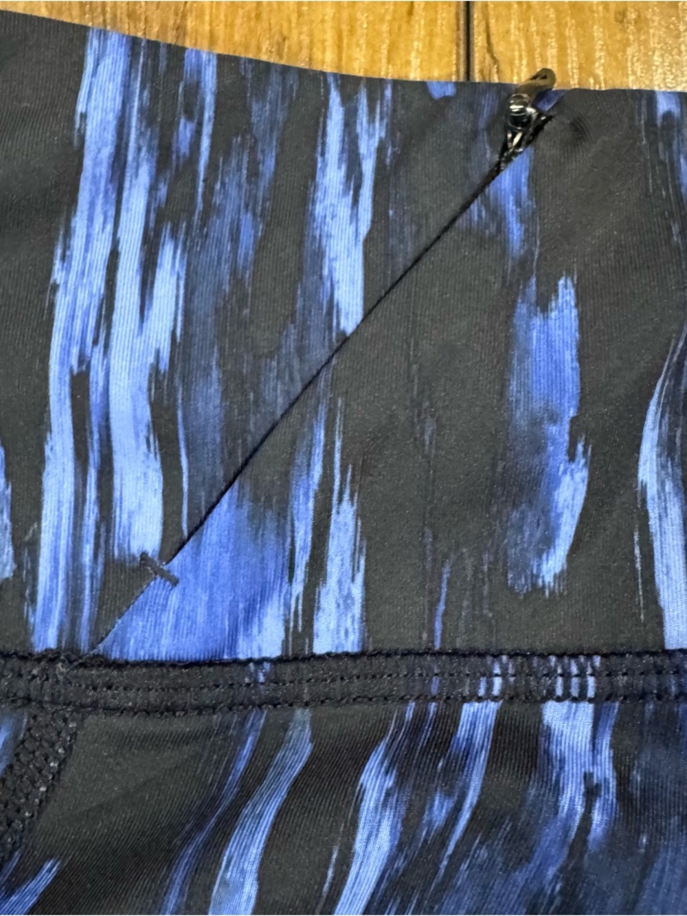 Lululemon Pace Rival Crop *Full-On Luxtreme - Picture 8 of 9